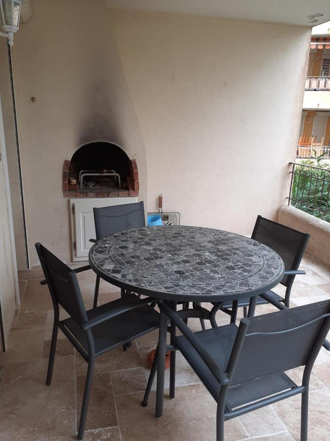 Residence Porto Di Mar Cavalaire מראה חיצוני תמונה